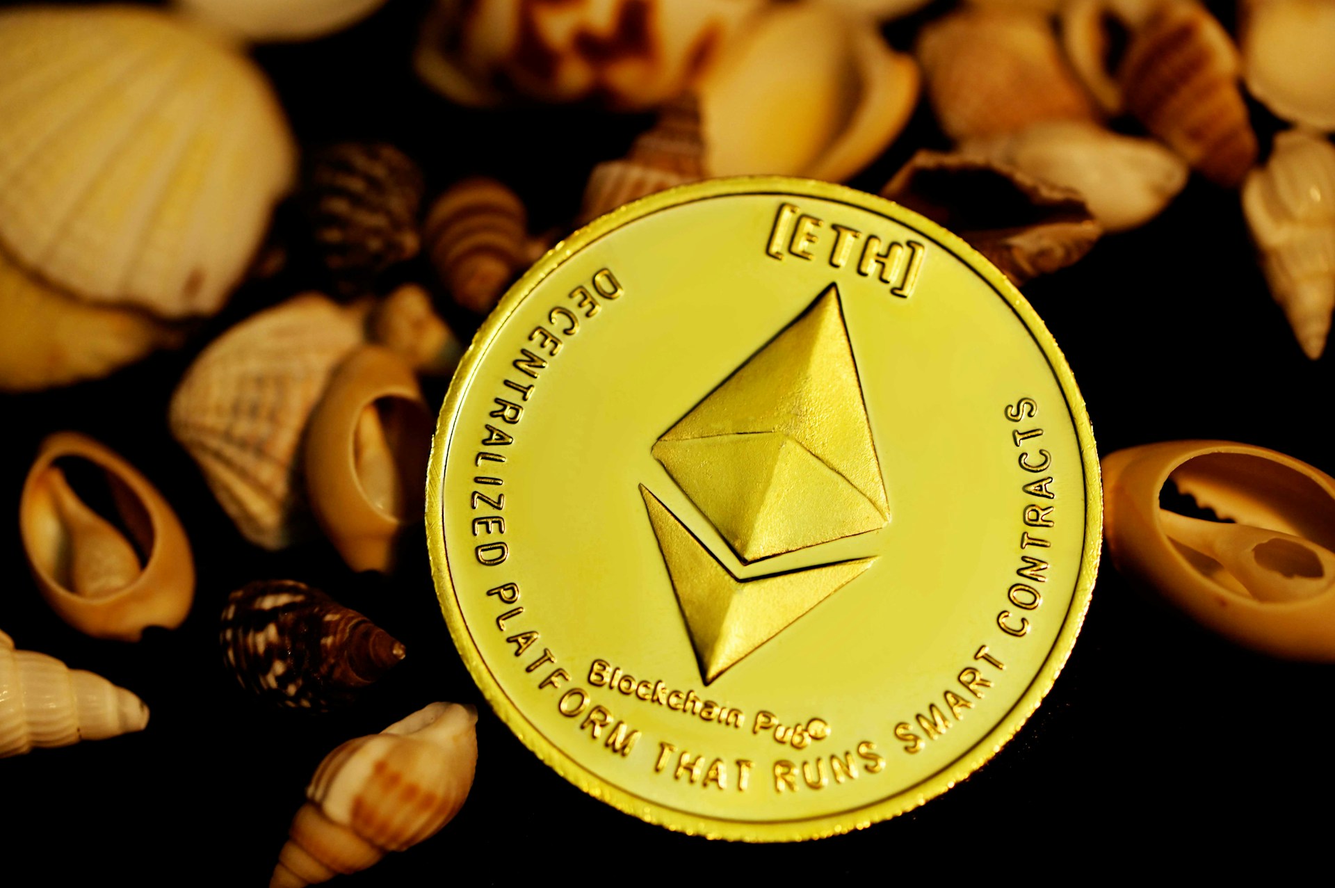 Ethereum подскочил на 10% на фоне восстановления настроений DeFi после победы Трампа