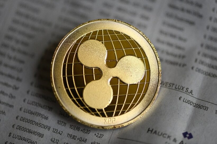 XRP борется с критическим уровнем поддержки в 2,20 доллара — будет ли он нацелен на 2,70 доллара или снизится до 1,96 доллара?