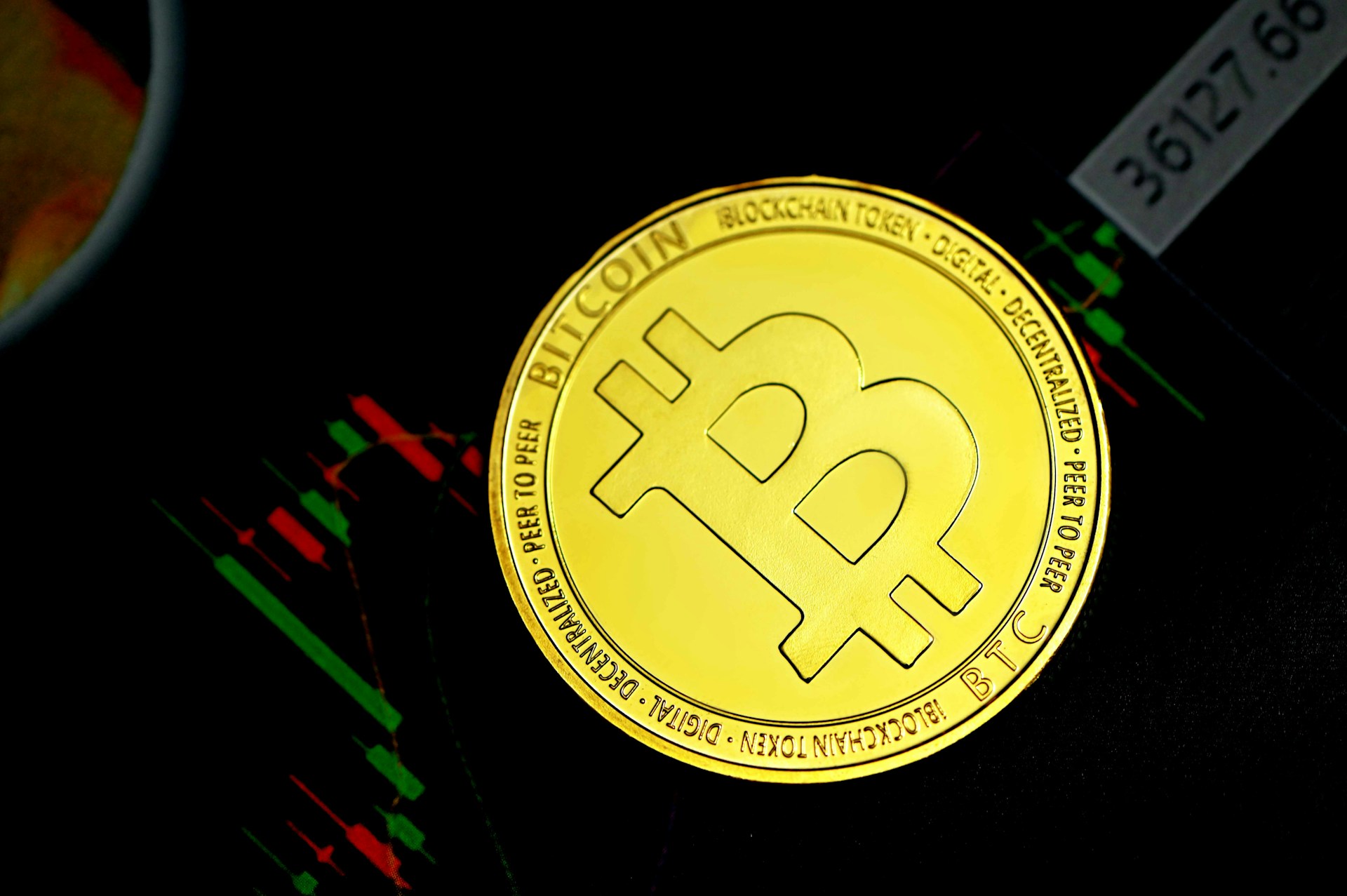 Биткойн может столкнуться с «шоками спроса» в 2025 году из-за растущего институционального интереса: отчет