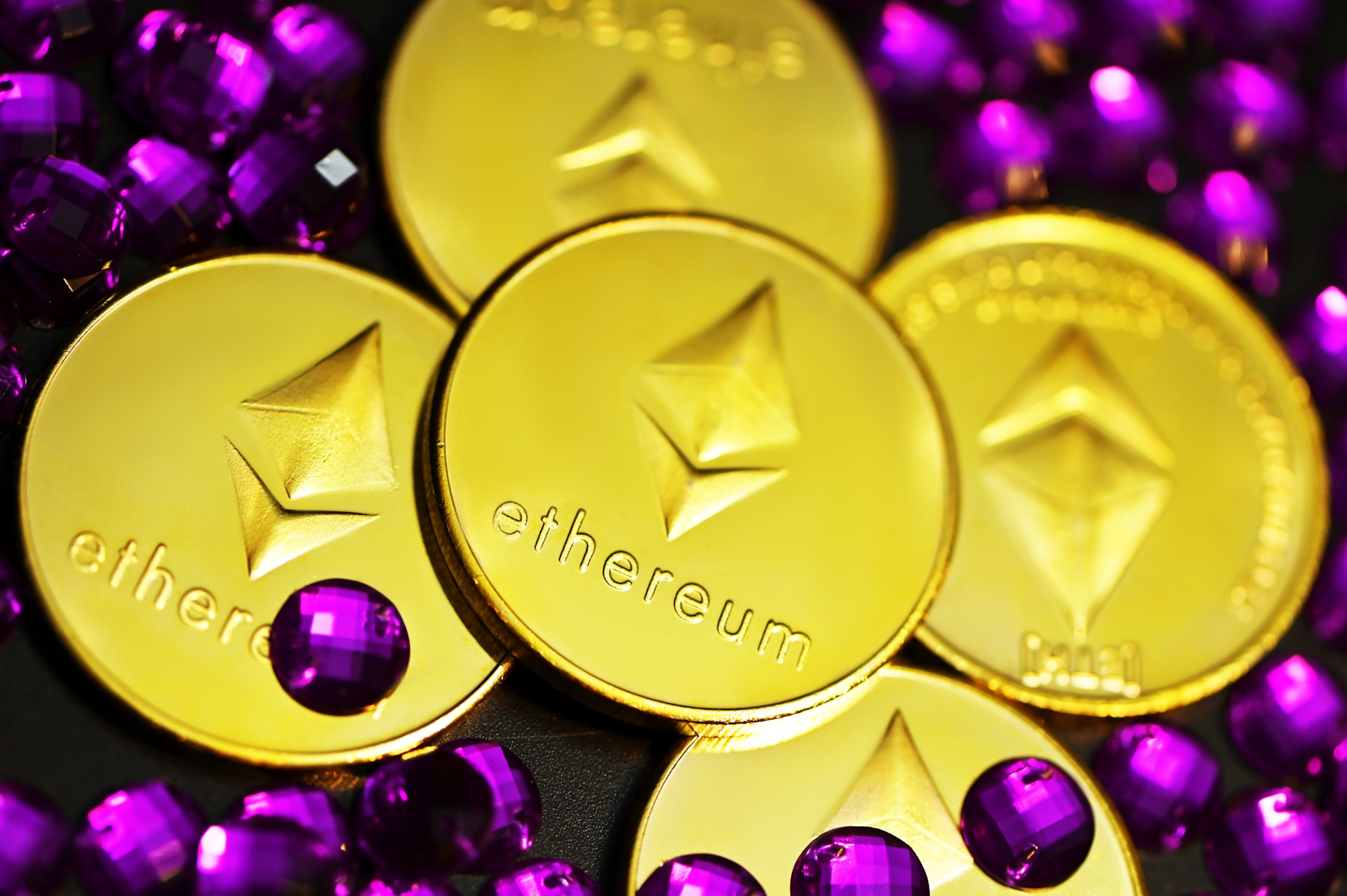 Ethereum готовится к бычьему росту в первом квартале 2025 года? Вот что говорят эксперты