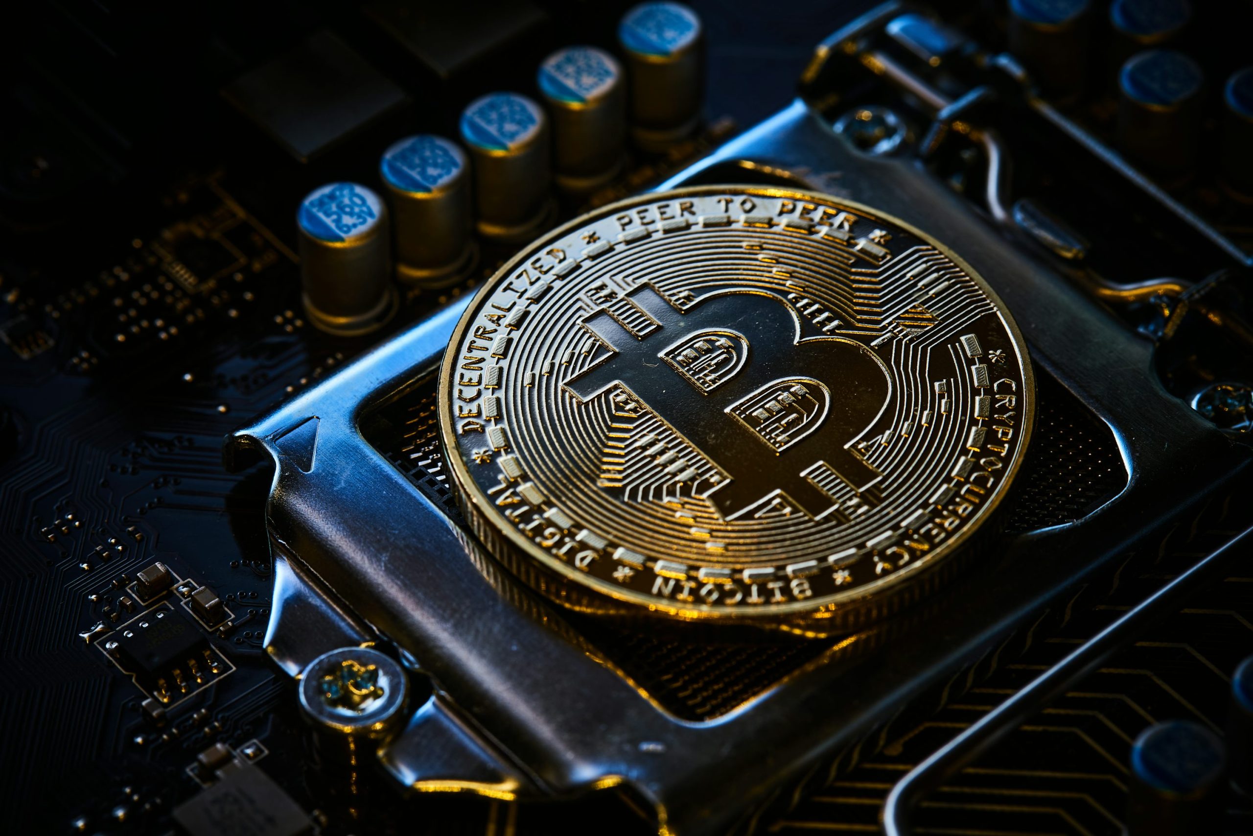 Биткойн достигает 6-месячного высокого уровня в активных адресах: 100 тыс. Долл. США-следующая цель?