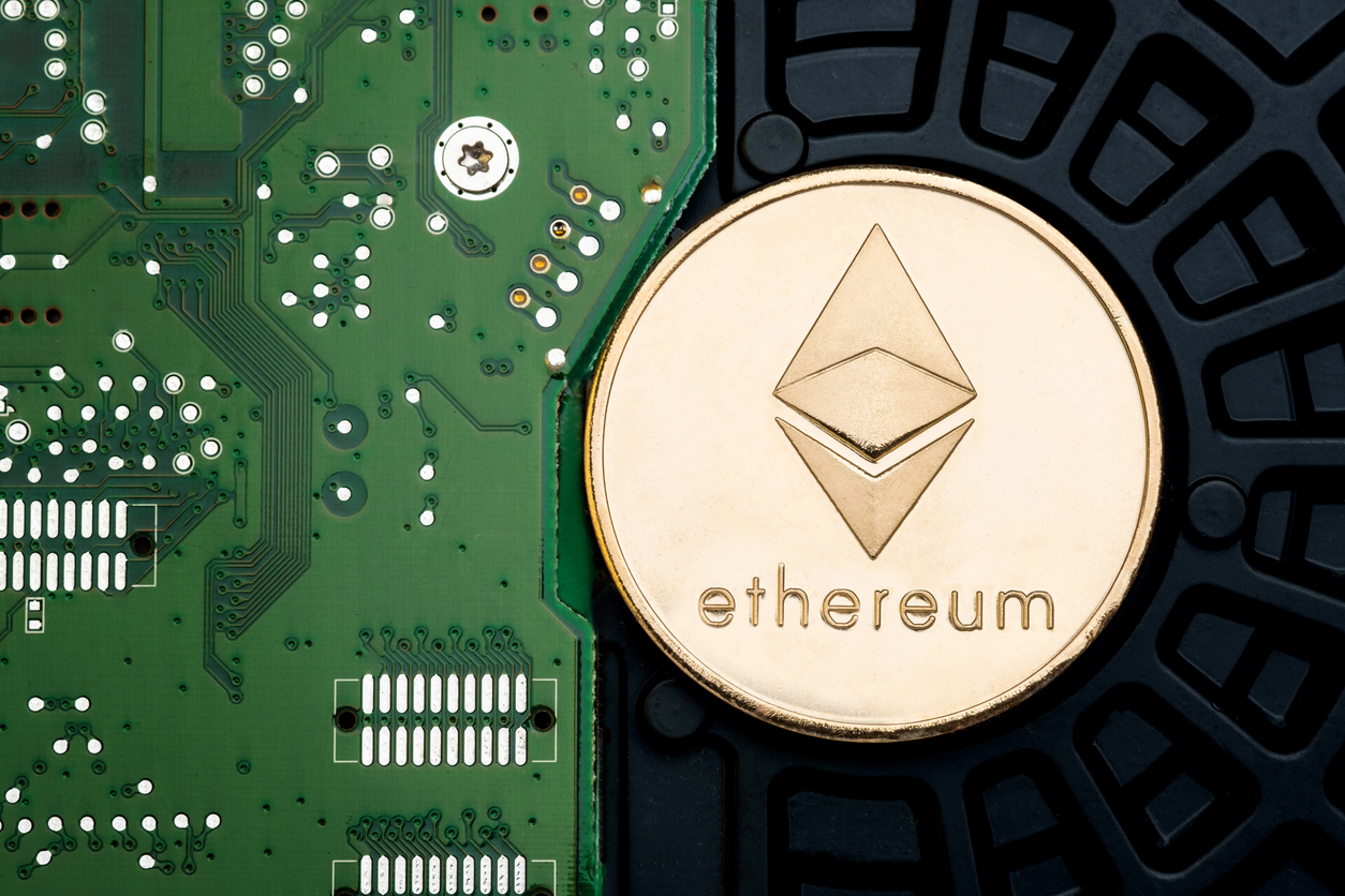 Ethereum выходит за счет 2600 долларов: популярный трейдер говорит, что ETH прыгает впереди биткойнов