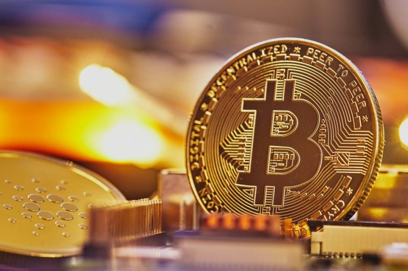 Большое сравнение Cryptatplatfor и фондовых обменов. Неприятный сюрприз может ждать революции после покупки биткойнов