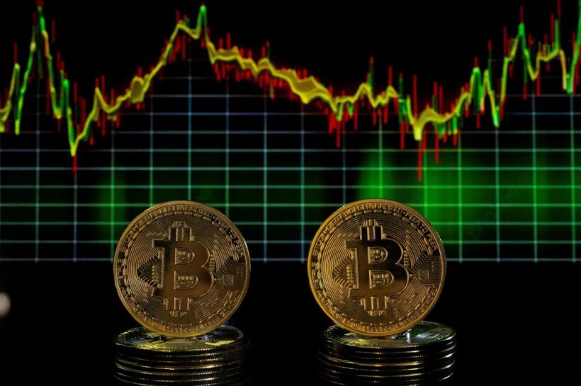 Цена биткойнов поднялась на новый рекорд. Впервые в истории он превысил 110 000 долларов США