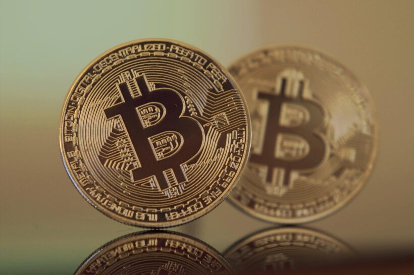 Сценарий расширенной волны 5 ставит цену биткойна выше 300 000 долл. США с пошаговой структурой на месте