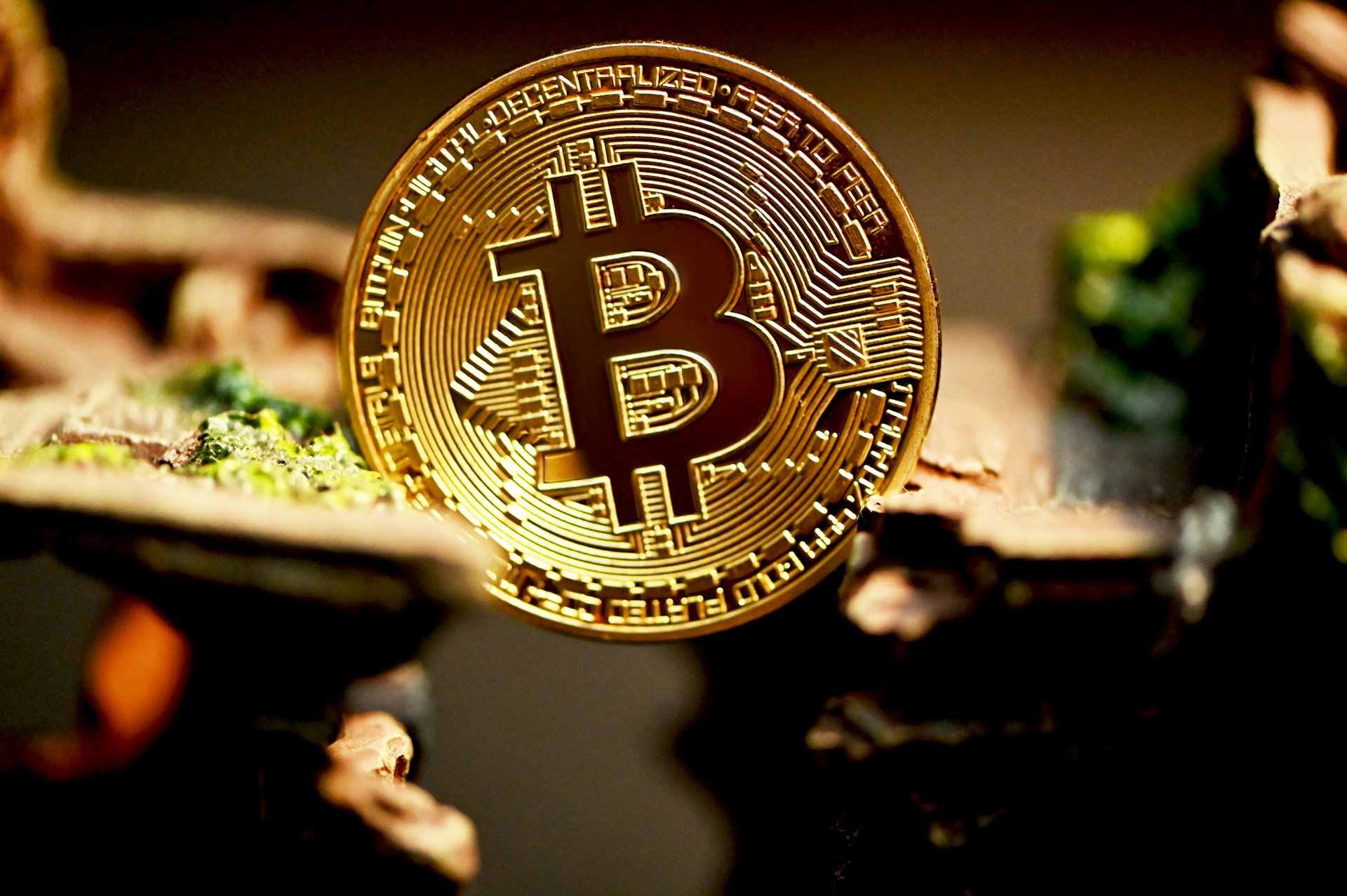 Биткойн -кит и приток розничной торговли в Binance падает на велосипедные минимумы, что еще больше?