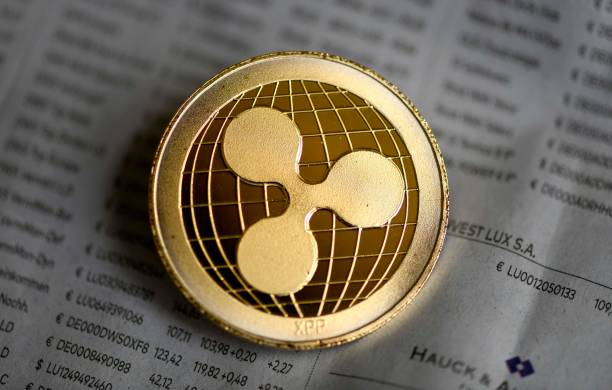 Xrp молчаливое накопление: падающий клин на грани взрыва