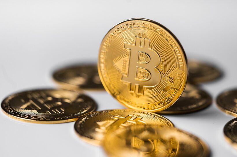 Биткойн зажигает внутридневное оптимизм с шагом за 119 000 долларов США.