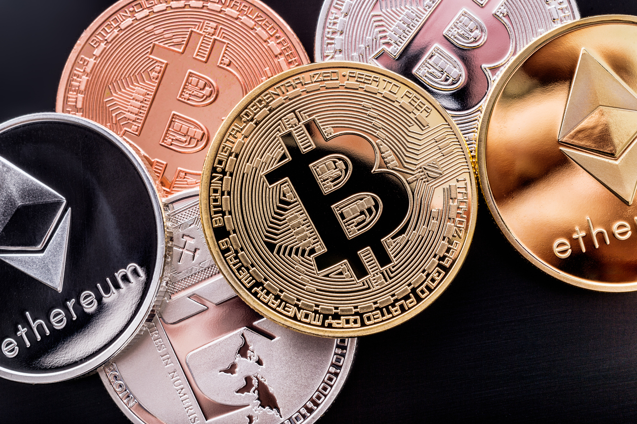 Отток биткойна продолжает расти: доверие инвесторов на рекордно высоком уровне?