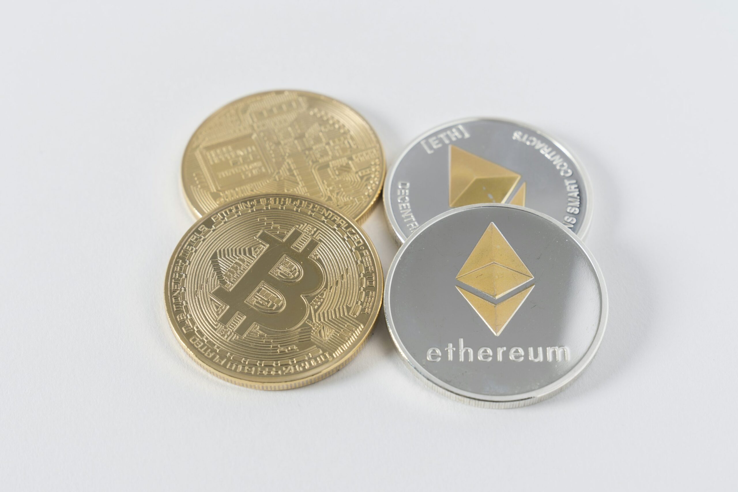ETH и BTC ETFS обратный прибыль с 291 млн. Долл. США в оттоках перед новой неделей