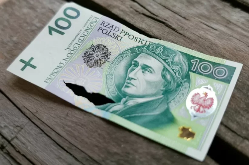 У вас есть поврежденная банкнота? Проверьте, что вы можете сделать с этим