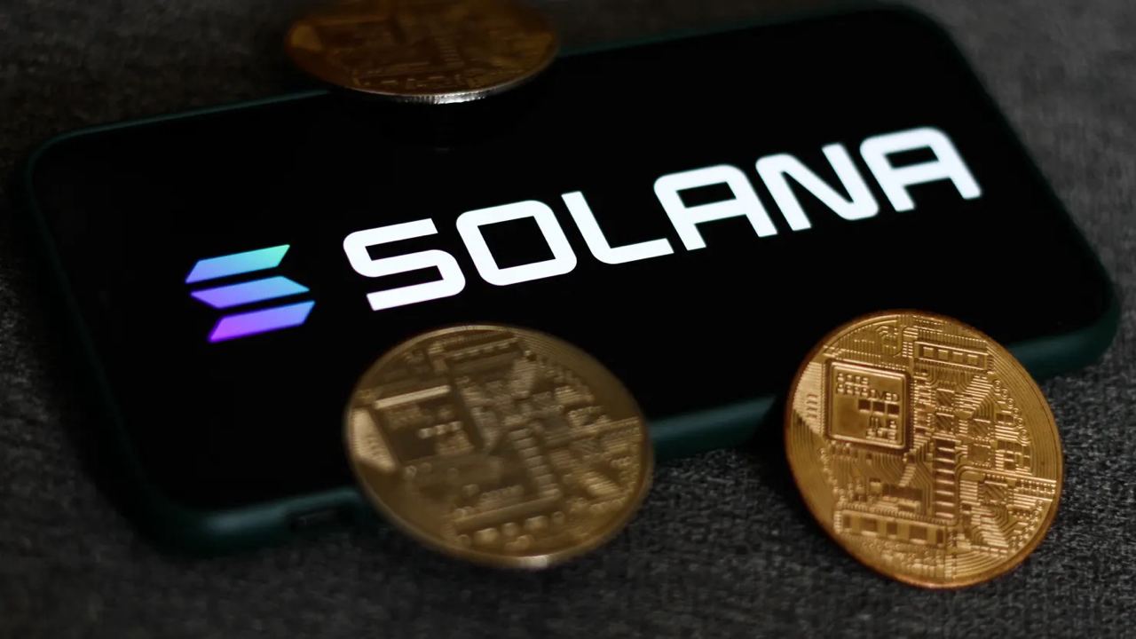 Solana Price снижается ниже 230 долларов, но аналитик говорит, что следующее основное сопротивление по -прежнему в 245 долларов США.