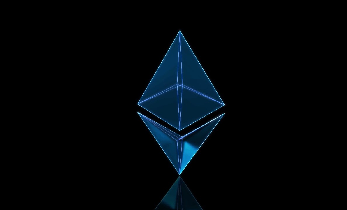 Киты Ethereum незаметно накапливаются, поскольку использование стейблкоинов стремительно растет на 400%