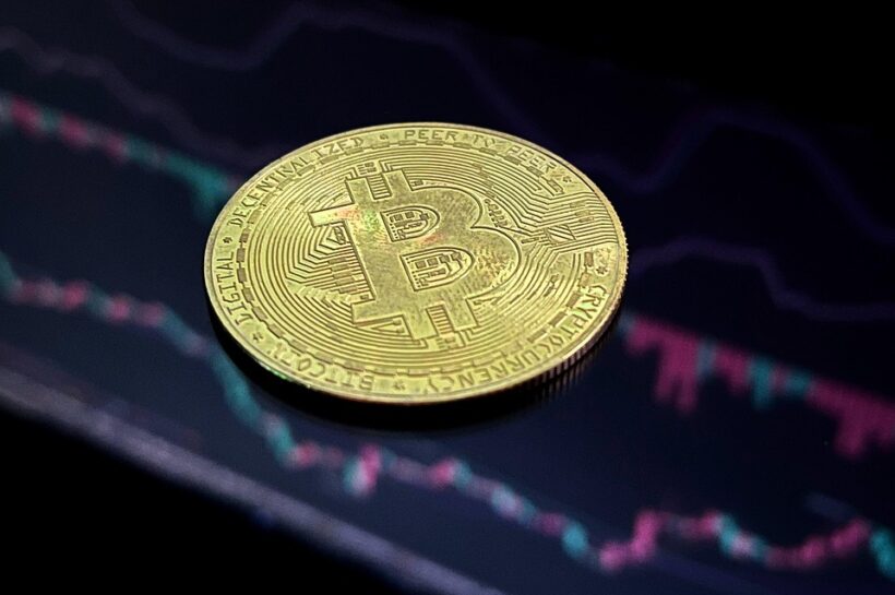 Вот насколько высокой будет цена биткойна, если она догонит фондовый рынок