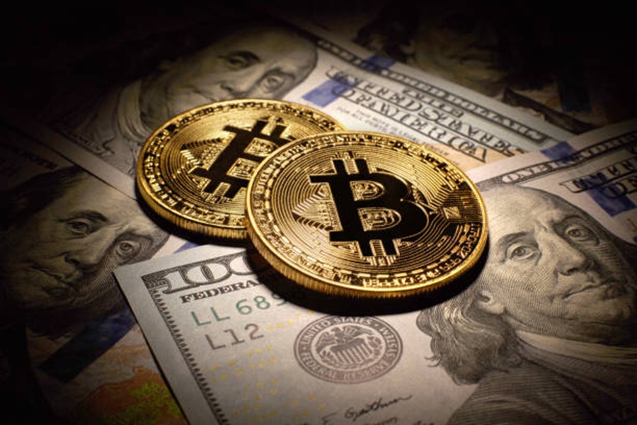 BTC в ловушке узкого диапазона: тепловая карта ликвидности показывает ключевые ценовые точки на уровне $115 тыс. и $106 тыс.