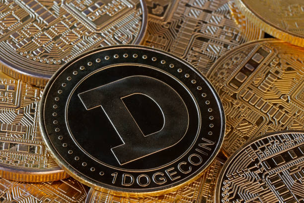 Киты Dogecoin выгружают сотни миллионов DOGE, вот факты