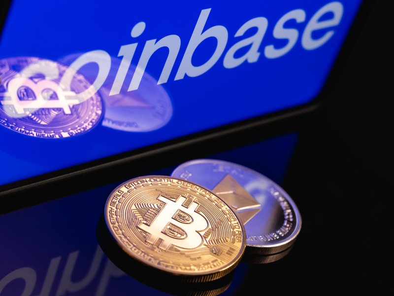 Акции Coinbase достигли $350 после положительной прибыли в третьем квартале и нового приобретения — Подробности