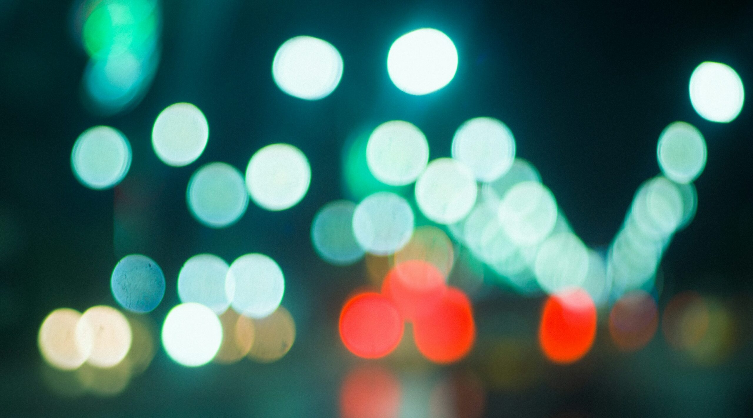 Сэйлор разжигает спекуляции о биткойнах сигналом «зеленых точек»