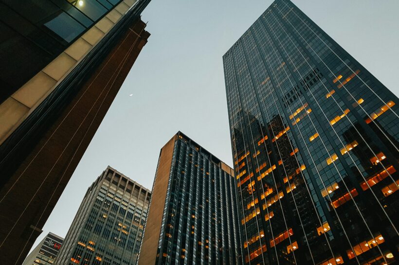 Забудьте старый цикл Биткойна — началась новая институциональная эра: Кэти Вуд