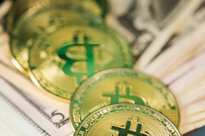 Генеральный директор подтверждает риск заражения биткойнами и говорит, что банк все еще движется вперед