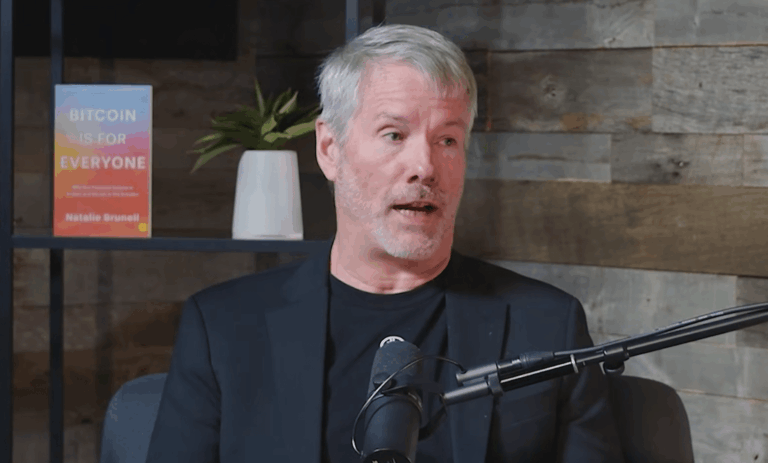 Цена биткойнов подавлена ​​перезалогом теневого банкинга, говорит Сэйлор